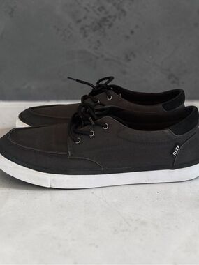 Reef Deckhand 3 Men's Canvas Shoes Black/White - Size 10.5